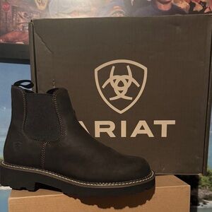 Ariat Women’s Dark Brown Chelsea Boots